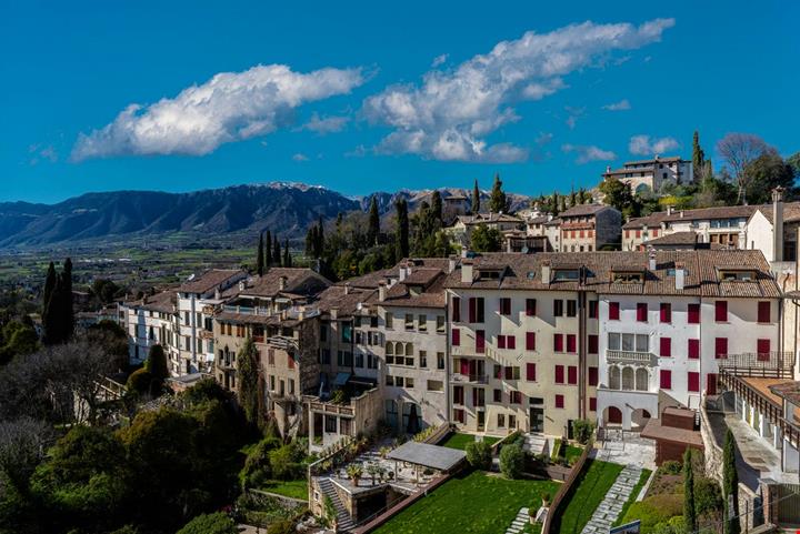 asolo-512627790