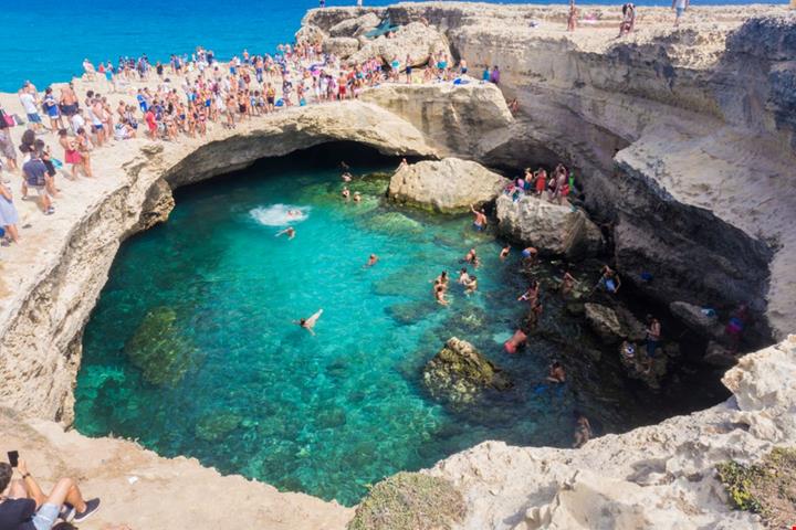 salento-grotta-della-poesia