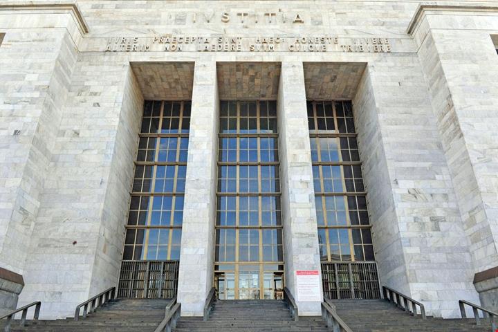 tribunale di milano_1042734718