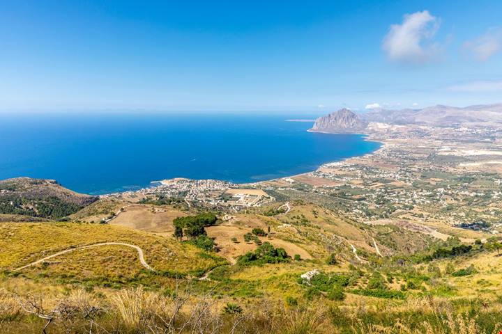 In Sicilia c'è una antica tonnara del '600 che oggi è tra i resort di lusso più spettacolari dell'isola