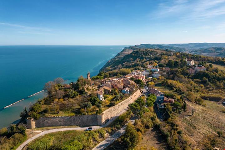 fiorenzuola-di-focara_2402660285