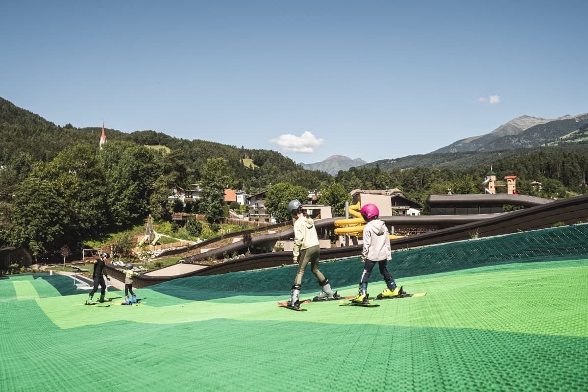 La montagna come non l’avete mai vista: a due passi da Brunico esiste una struttura all’avanguardia per godere della montagna (anche) in modo moderno
