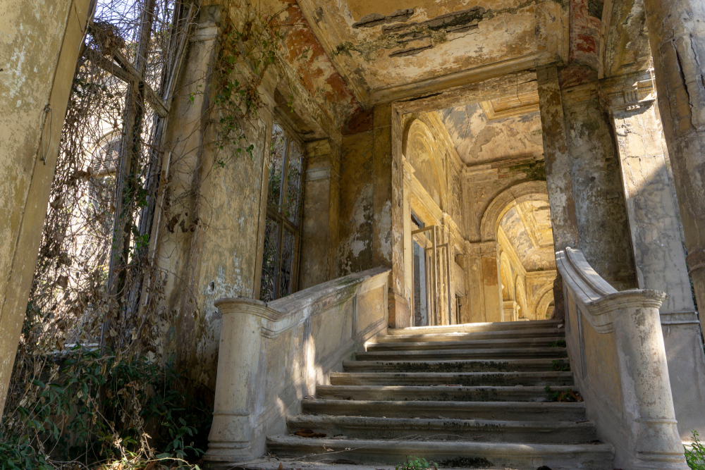 Da quasi 180 anni gli storici Bagni Pancaldi della città sono una cartolina dell'estate all'italiana di una volta