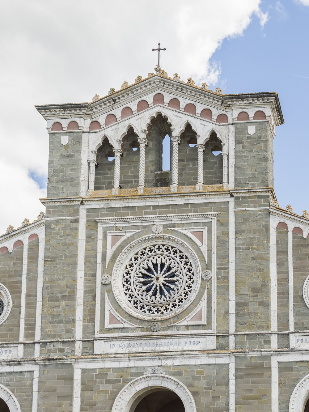 È la cattedrale del pentimento e del perdono a quasi 500 metri: storia e leggenda della Chiesa di Santa Margherita