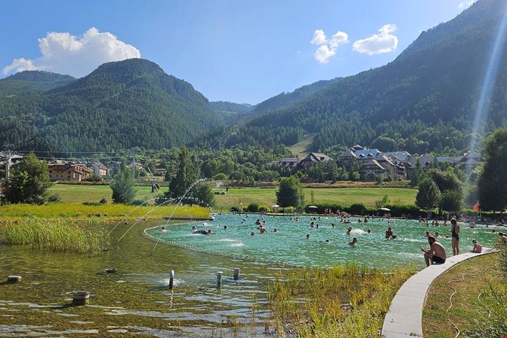 Serre Chevalier: 365 giorni di outdoor, storia, sostenibilità e benessere alpino tra Briançon e Le Monêtier-les-Bains