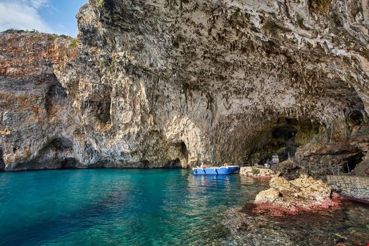 grotta-zinzulusa
