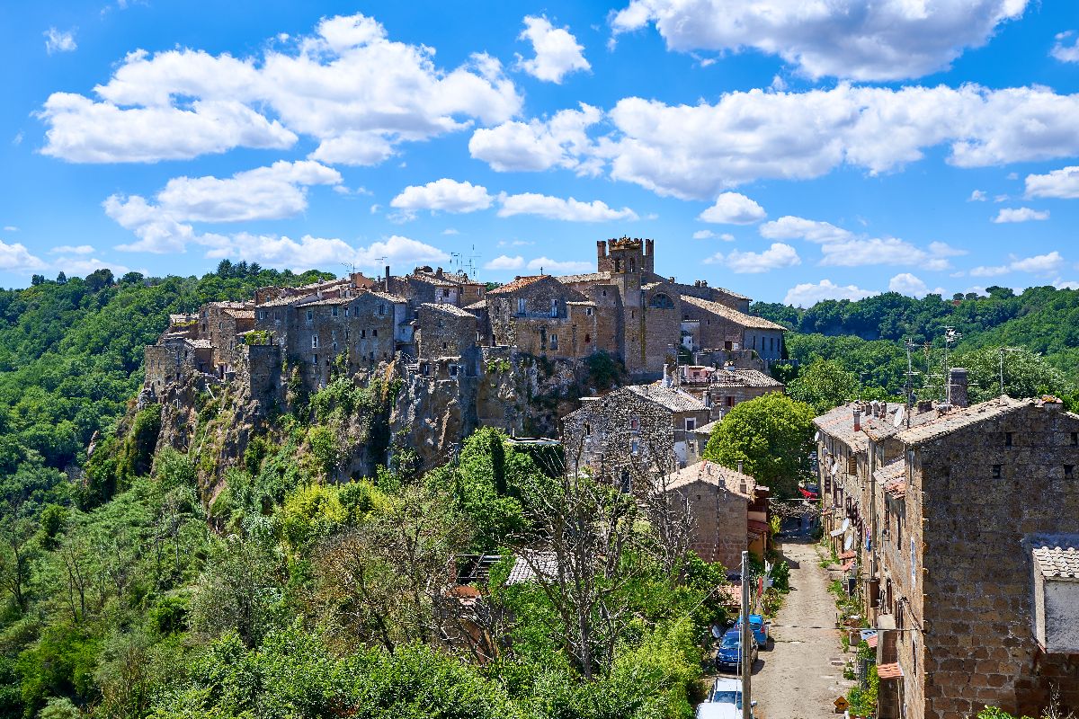 calcata_2096595895