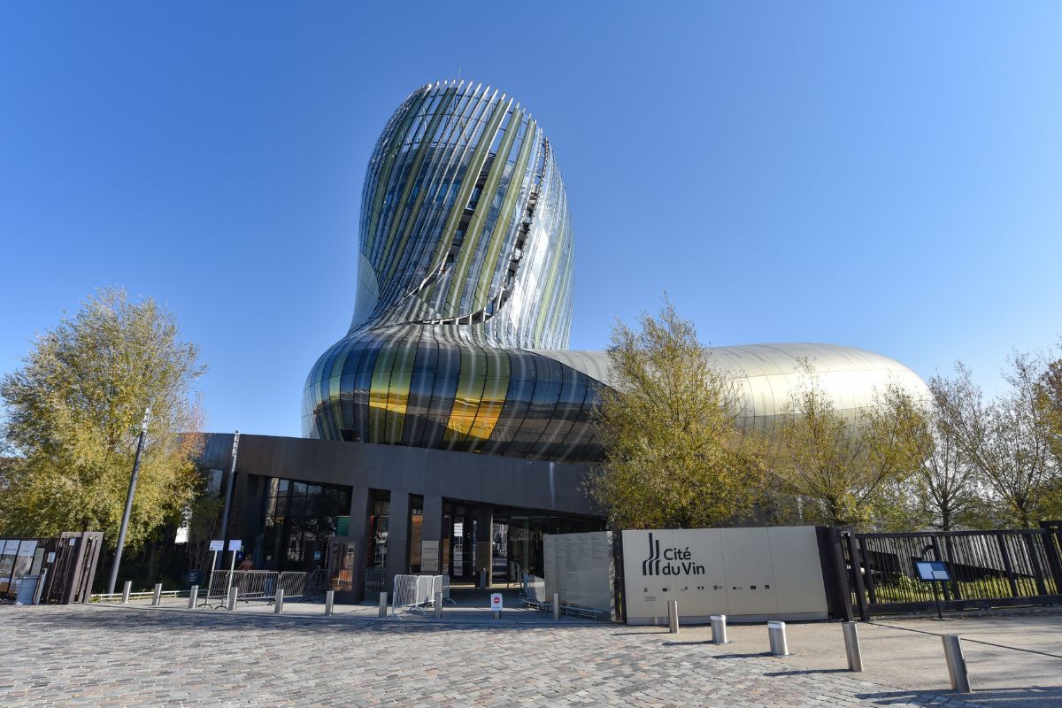 6 musei del vino in Italia e nel mondo che ti faranno scoprire mille curiosità su bicchieri, calici e bottiglie