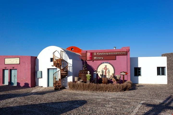6 musei del vino in Italia e nel mondo che ti faranno scoprire mille curiosità su bicchieri, calici e bottiglie