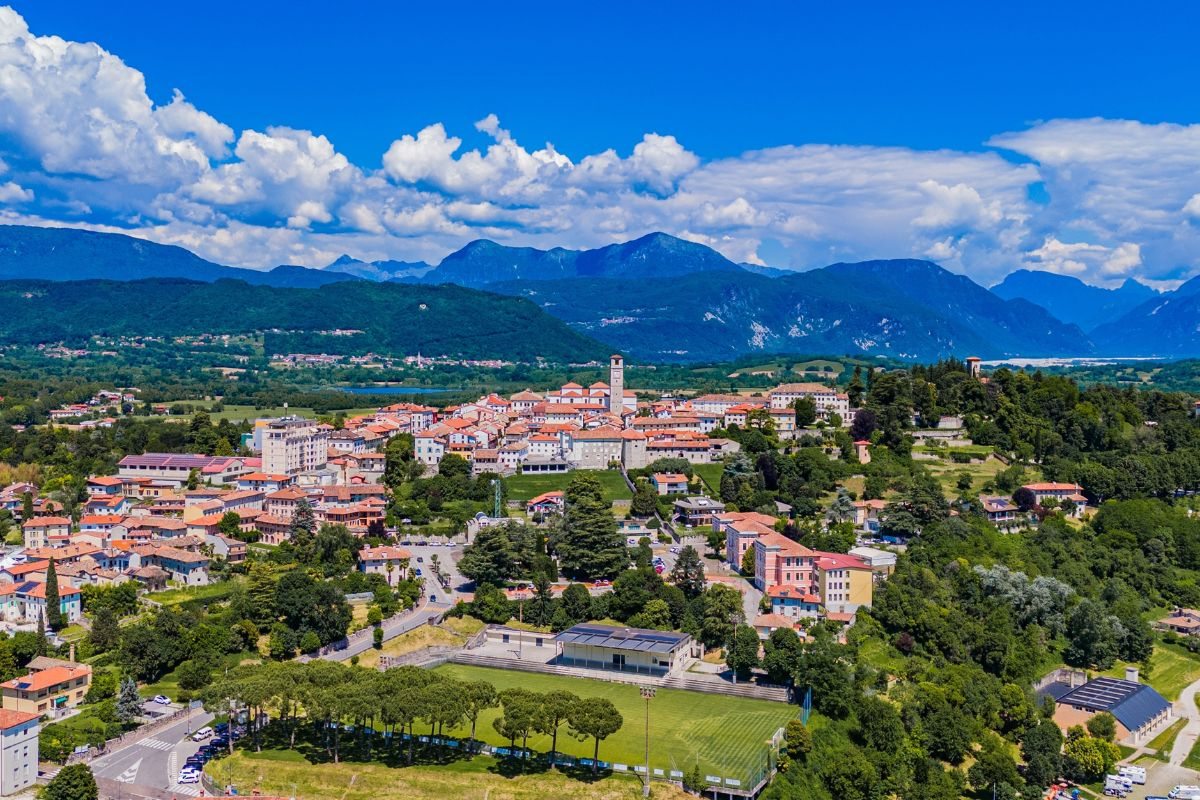 In Friuli Venezia Giulia c'è il borgo dove da 3000 anni si produce il prosciutto più buono d'Italia