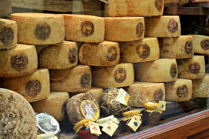 Immersi in un paradiso di benessere e circondati dal verde: in questo borgo toscano lo stress del rientro scompare