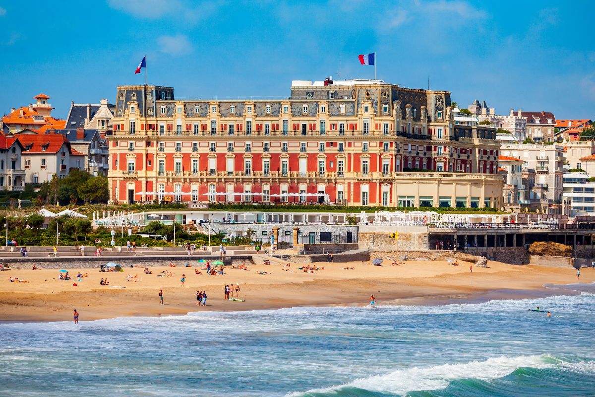 Un mare di eleganza: sulla costa atlantica della Francia c'è la città  aristocratica che non