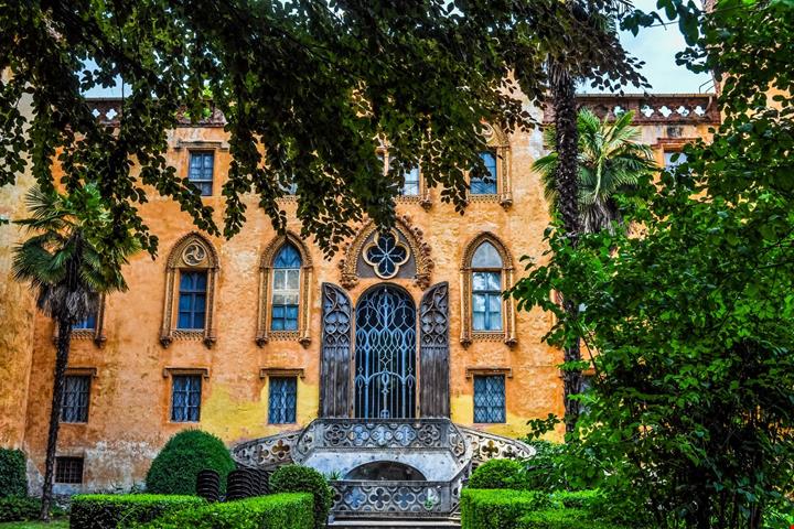 castello-del-roccolo_560160694
