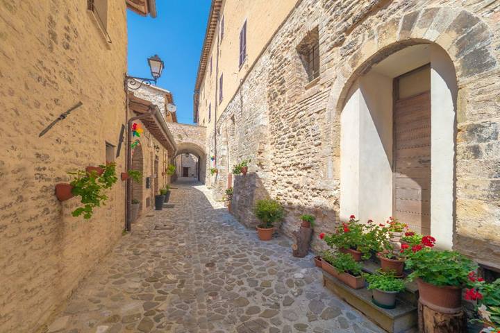 La Città delle Acque in Umbria è il posto giusto per un weekend di ottobre