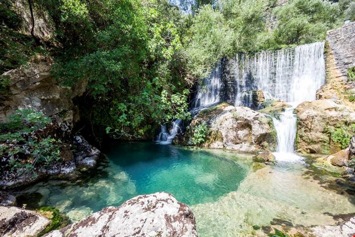 Questo borgo di neanche 600 persone è il paese con la vista più bella del Cilento: in autunno è la terrazza che non puoi perderti