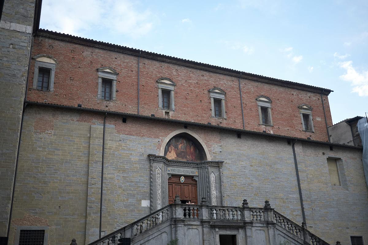 I turisti la scoprono per caso: questa città tra le colline dell'Umbria è la più sottovalutata in autunno