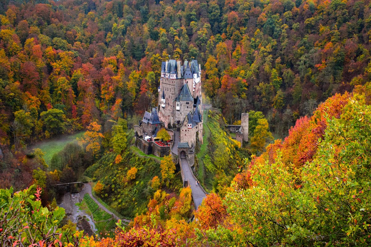 castello-eltz_2504743067