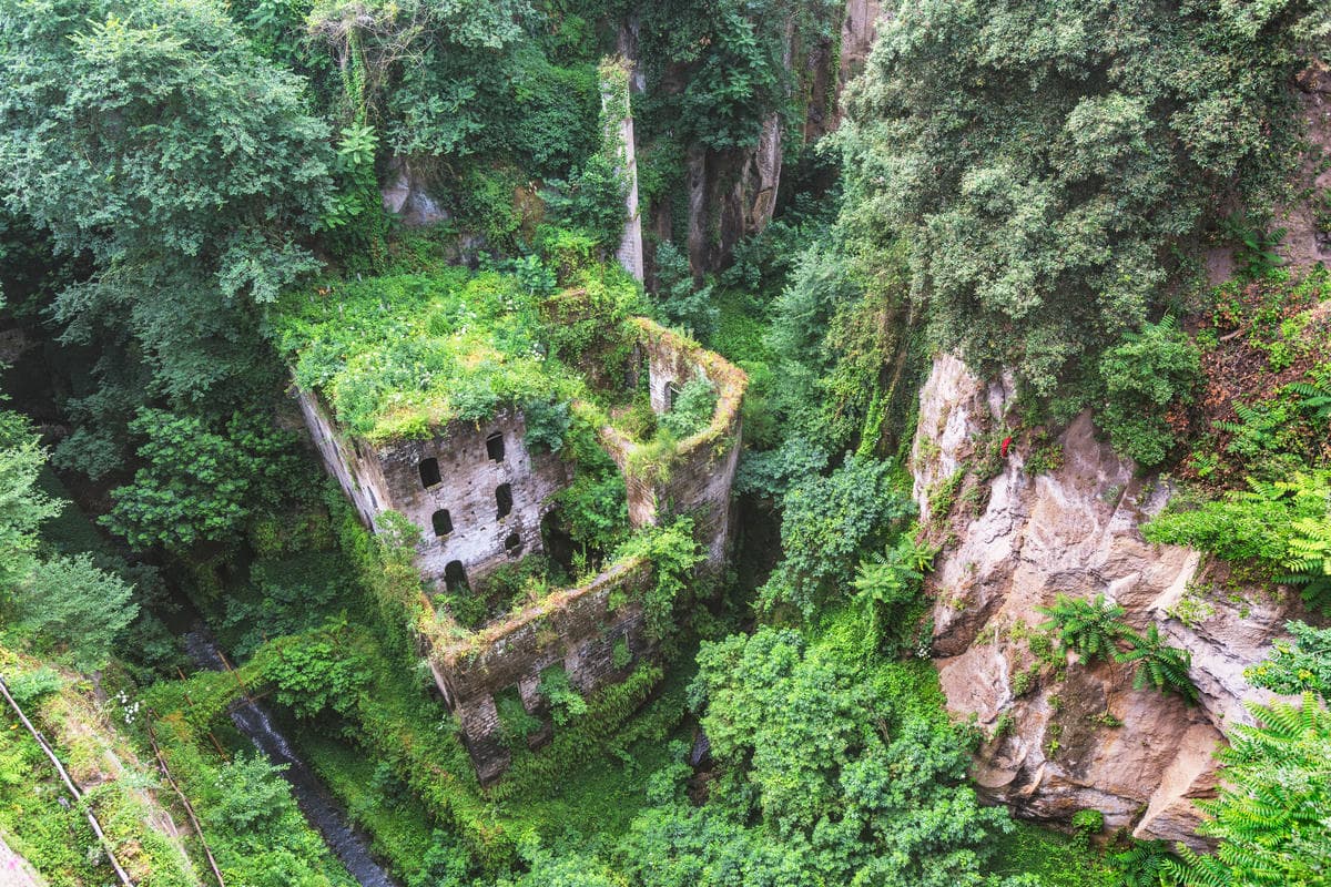 7 buoni motivi per visitare Sorrento a novembre: qui l'autunno diventerà solo un brutto ricordo