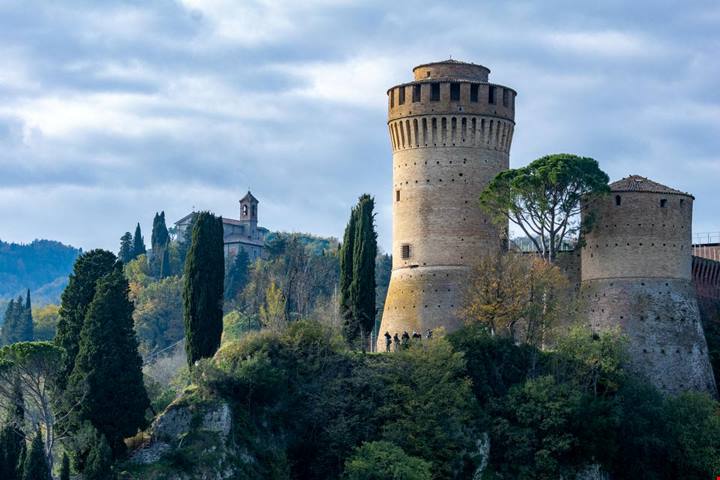 Se non vedi l'ora che sia Natale, queste 4 città dell'Emilia Romagna sono dei veri presepi a cielo aperto