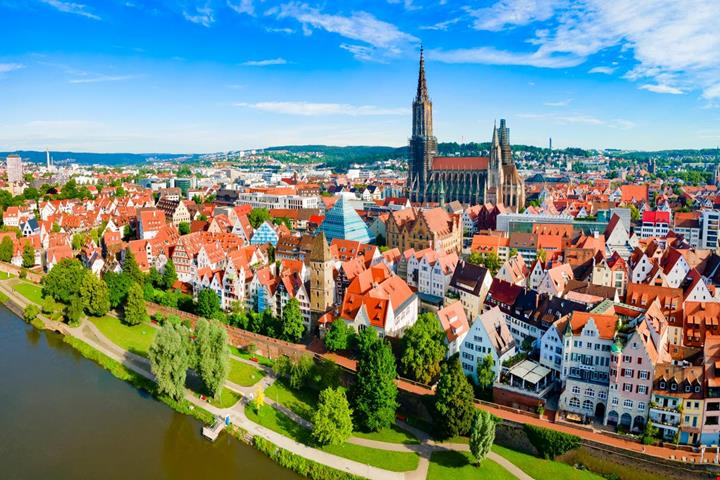 ulm_2391855615