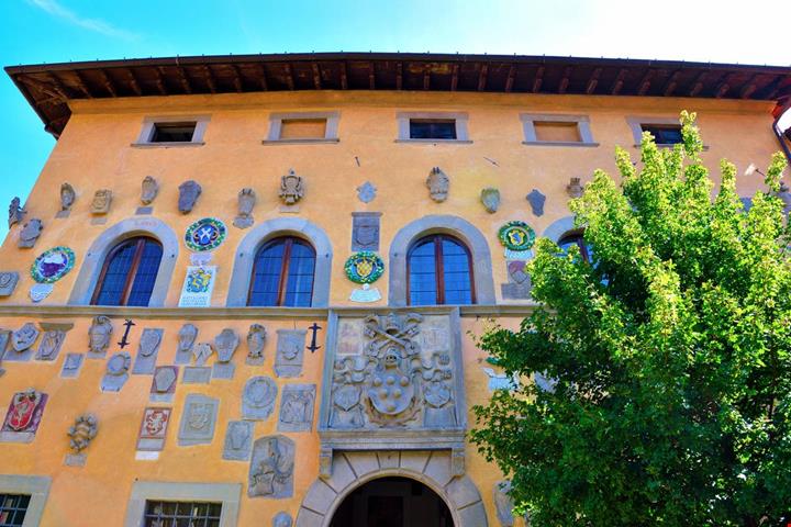 cutigliano-palazzo-dei-capitani-della-montagna_706095379