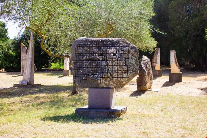 Queste 8 opere di land art ti faranno scoprire un'Italia che non è solo chiese barocche e palazzi rinascimentali