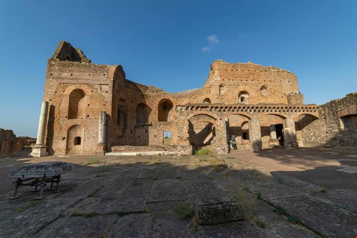 Scoprire Roma in bicicletta: 4 tappe di meraviglia per vivere la Città Eterna su due ruote