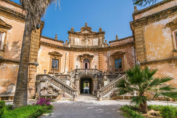 villa-palagonia_1197546139