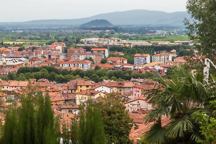 Siamo in Italia ma ancora oggi qui si parla francese: sembra un paradosso ma c'è un motivo davvero speciale