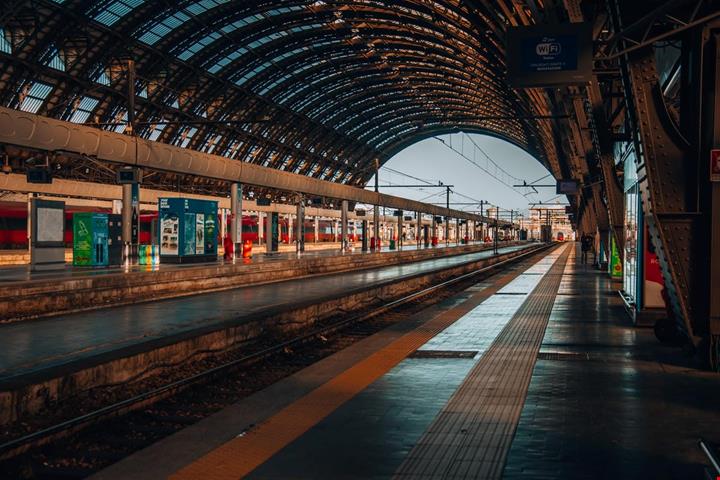 stazione_2402049081
