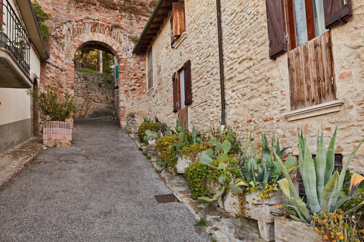 Il suo nome sembra una canzone di Albano, ma siamo in Emilia: qui il tempo è sempre bellissimo