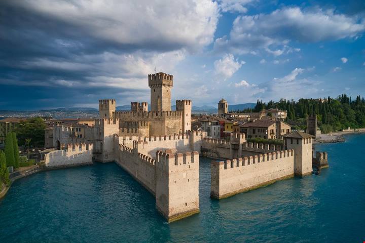 Se vuoi scoprire la città termale più bella d'Europa devi andare qui: lo facevano già i Romani 2000 anni fa