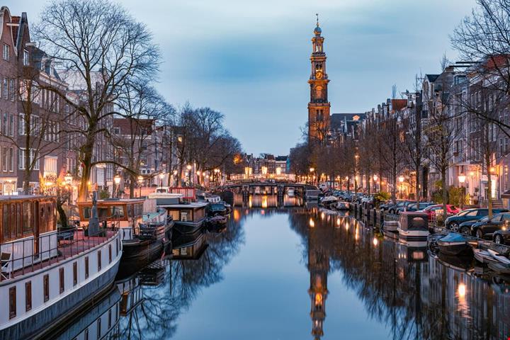 amsterdam_1878193900