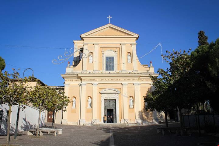 Tutti la conoscono per le sue fabbriche, ma sai che questa è la vera città di San Valentino?