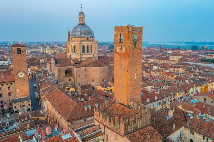 La città romantica che fa battere il cuore: dovresti trascorrere qui il weekend di San Valentino