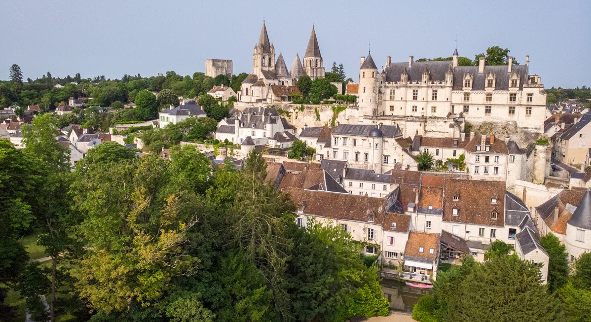 30_loche-vue-du-ciel-en-ete_olivier-chable_2045-12-31_high