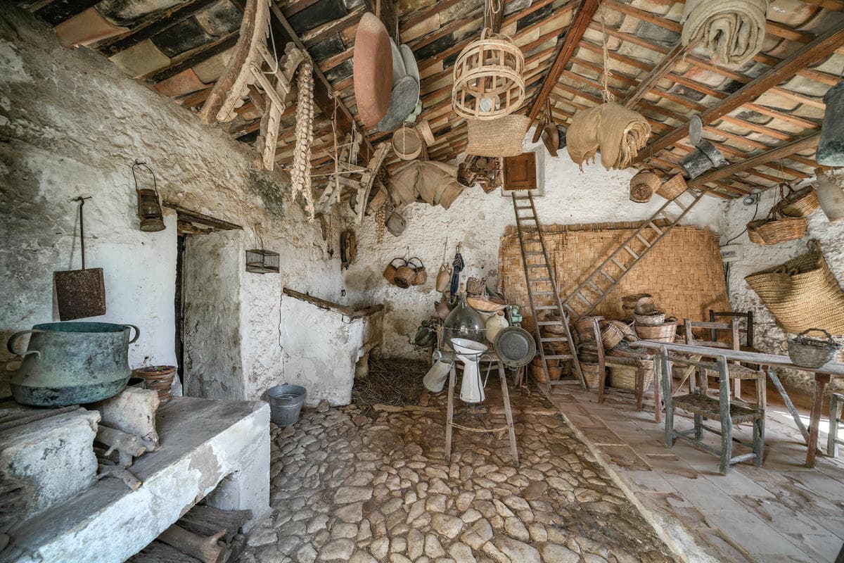 Una grotta misteriosa nel cuore della Sicilia più autentica: da 70 anni è un mistero unico in tutta l'isola