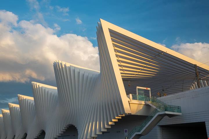 Non chiamatela solo stazione: il gioiello di Calatrava è una delle opere d'arte più incredibili d'Europa