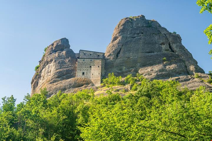 castello-della-pietra_2045172668