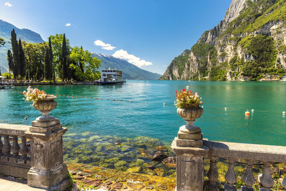 lago-di-garda_2506817749