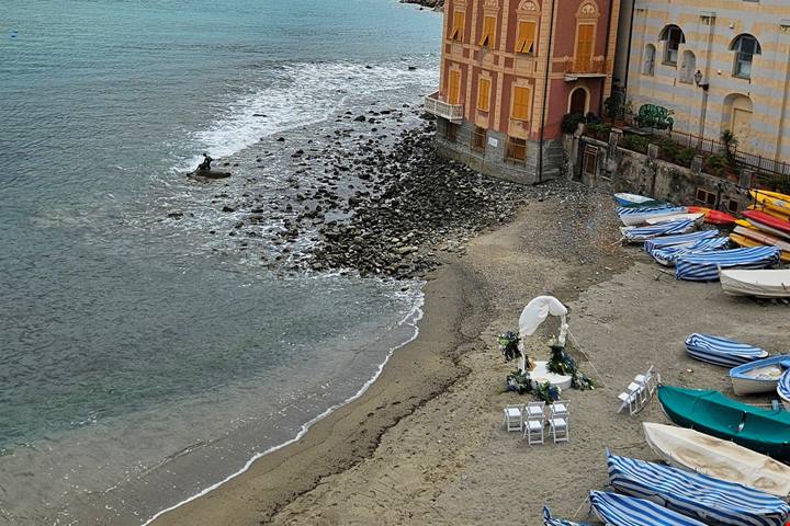 Nel Golfo del Tigullio, una cittadina marittima sospesa tra flutti e montagne promuove l’Italia nel Mondo