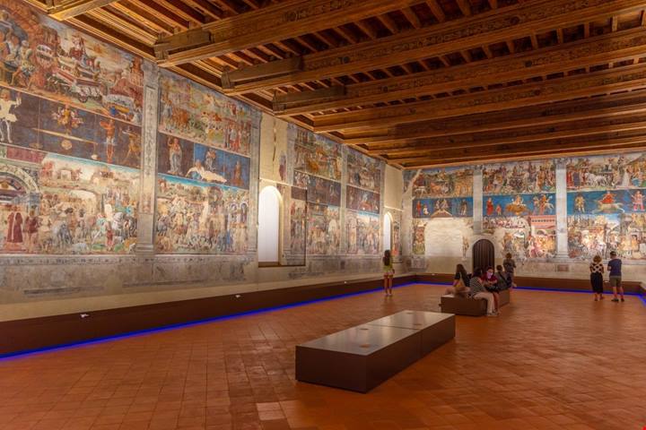 Oltre gli Uffizi: i 5 tesori d'arte in Italia da visitare assolutamente ad aprile prima che diventino troppo affollati
