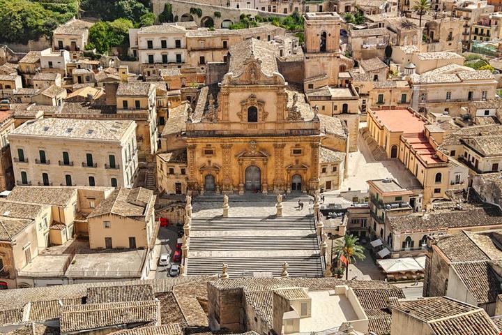 modica_2541398419