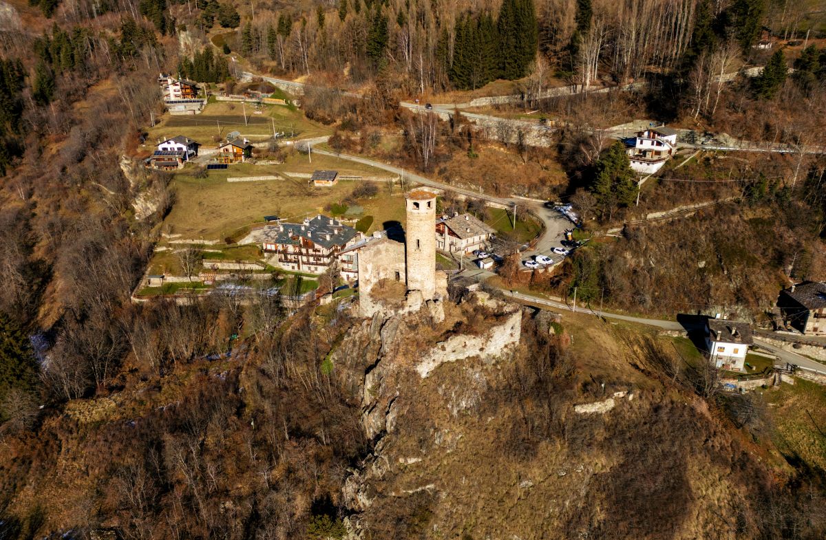 Chatelard_Castle_La_Salle_2569903811