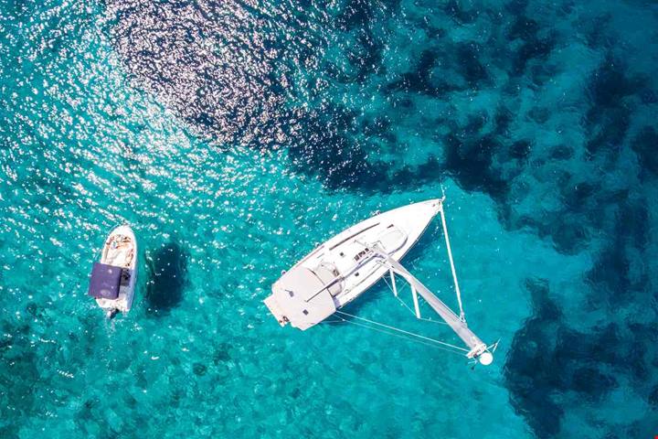 I Caraibi ma senza muoversi dall'Europa: l'Adriatico nasconde una Laguna Blu che pochissimi conoscono