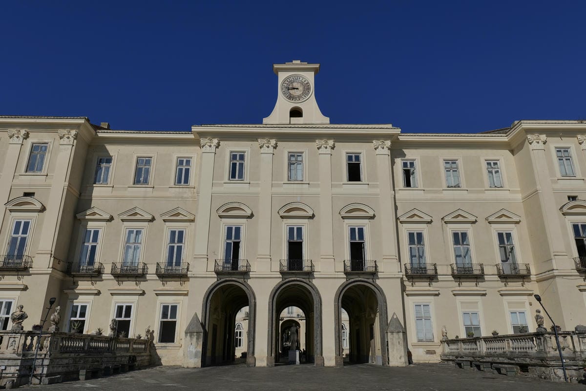 Alle porte di queste 3 città italiane ci sono delle regge da sogno che non ti faranno rimpiangere Versailles
