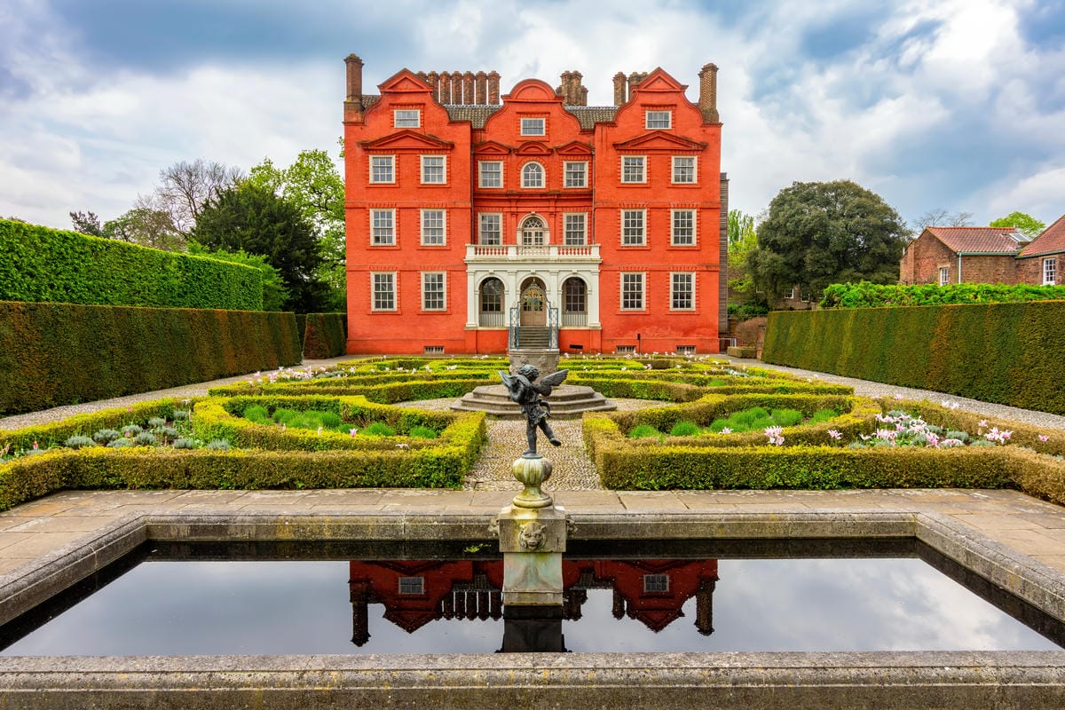 kew_gardens_2484867471
