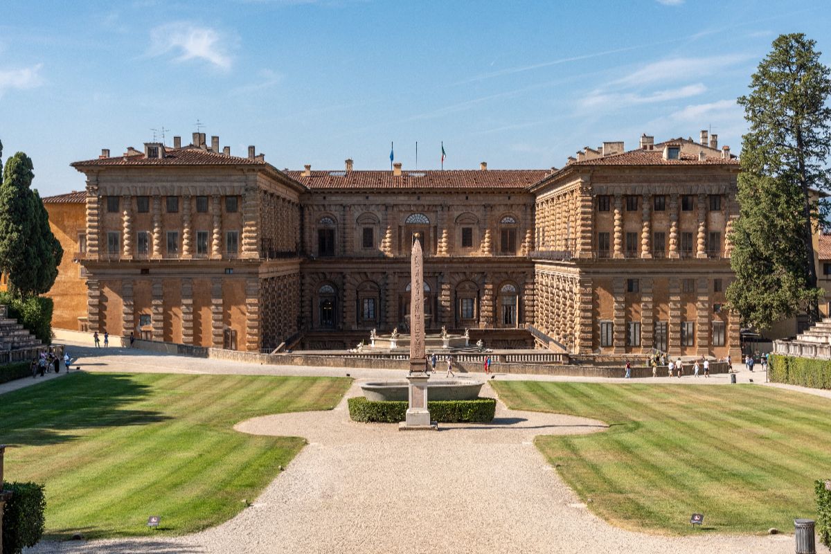 È il quartiere di Firenze che solo in pochi scelgono di visitare: tra chiese e fontane ti lascerà a bocca aperta