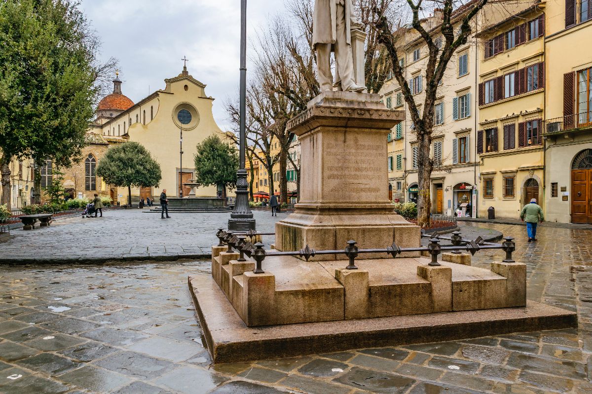 È il quartiere di Firenze che solo in pochi scelgono di visitare: tra chiese e fontane ti lascerà a bocca aperta