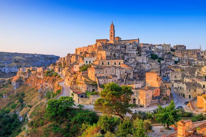 5 città italiane che puoi scoprire in 2 giorni: il tuo weekend di meraviglia parte da qui